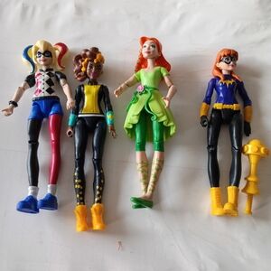 Superhero Action Figure Set - Multicolor